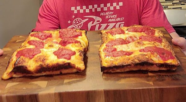 Detroit Style Pizza Co Goldbelly Review